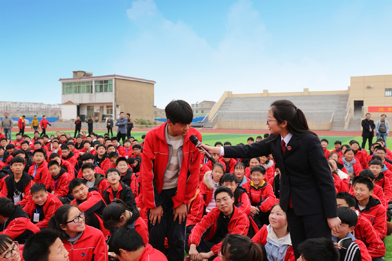 “守護(hù)青春，向校園欺凌說不”法治報告會